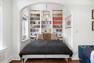 937 Washington St in Hoboken, NJ - Building Photo - Building Photo