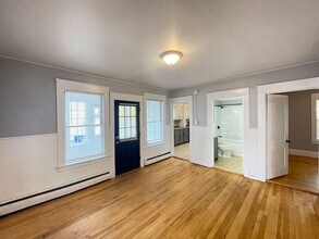 396 Amory St in Manchester, NH - Building Photo - Building Photo