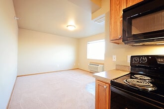 Remington in Minot, ND - Building Photo - Building Photo
