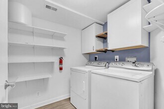 1565A N Van Dorn St in Alexandria, VA - Building Photo - Building Photo