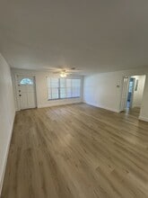 5125 SW 92nd Terrace in Cooper City, FL - Building Photo - Building Photo