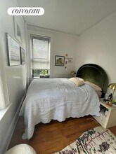 97 Perry St in New York, NY - Building Photo - Building Photo