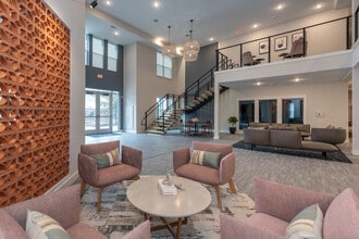 Attain at Chic's Beach in Virginia Beach, VA - Foto de edificio - Building Photo