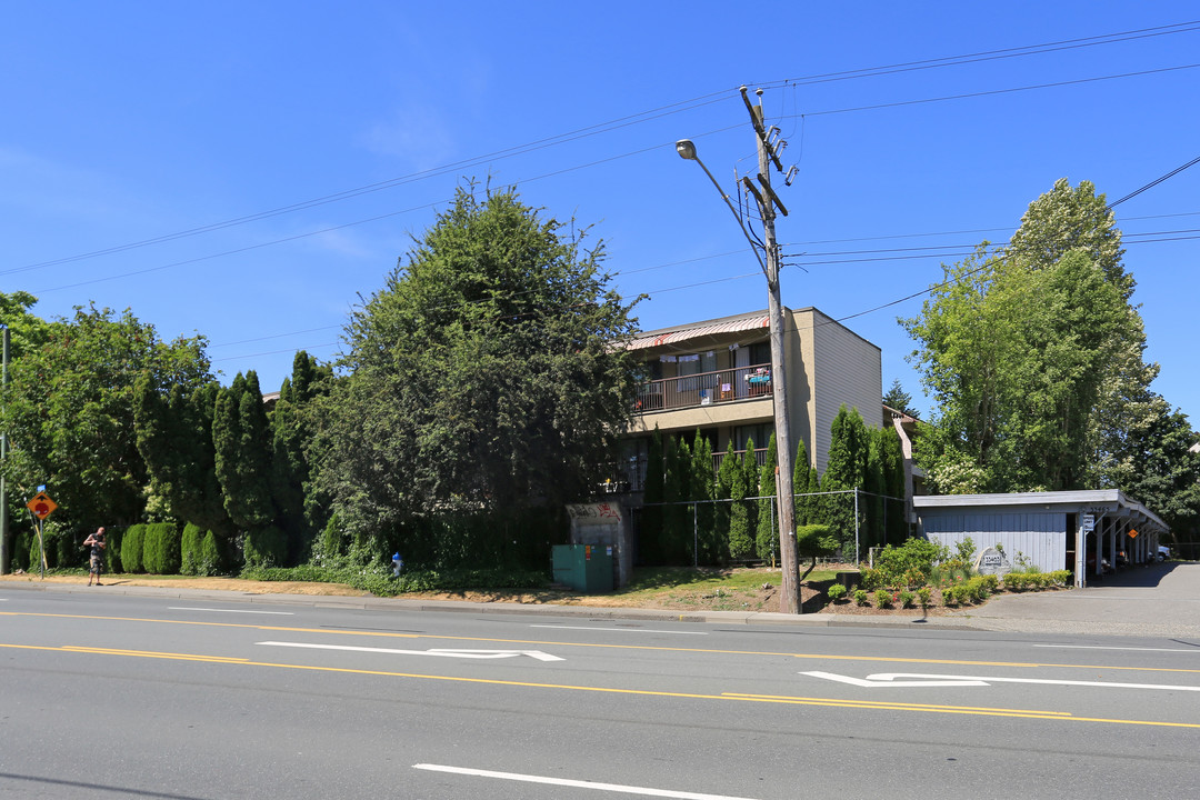 Blue Ridge Apartments in Abbotsford, BC - Building Photo