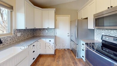 2465 Ptarmigan Ln in Colorado Springs, CO - Building Photo - Building Photo