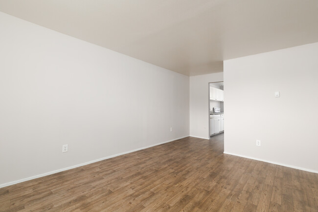 Foothills West Apartments in Colorado Springs, CO - Building Photo - Interior Photo