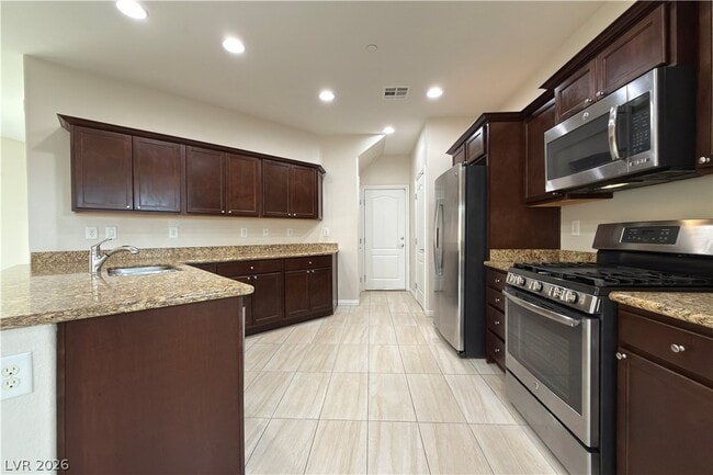 384 Monique Springs St in Henderson, NV - Building Photo - Building Photo