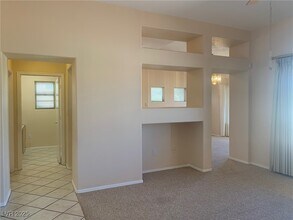 10536 Cogswell Ave in Las Vegas, NV - Building Photo - Building Photo