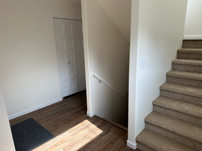 4803 Kalenka Cir in Anchorage, AK - Building Photo - Building Photo