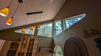 1412 Springwater Dr in Fairbanks, AK - Building Photo - Building Photo