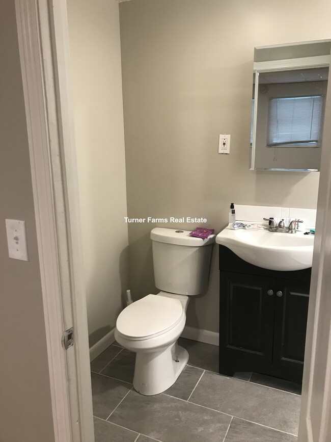 15 Aberdeen St, Unit 1 in Boston, MA - Building Photo - Building Photo