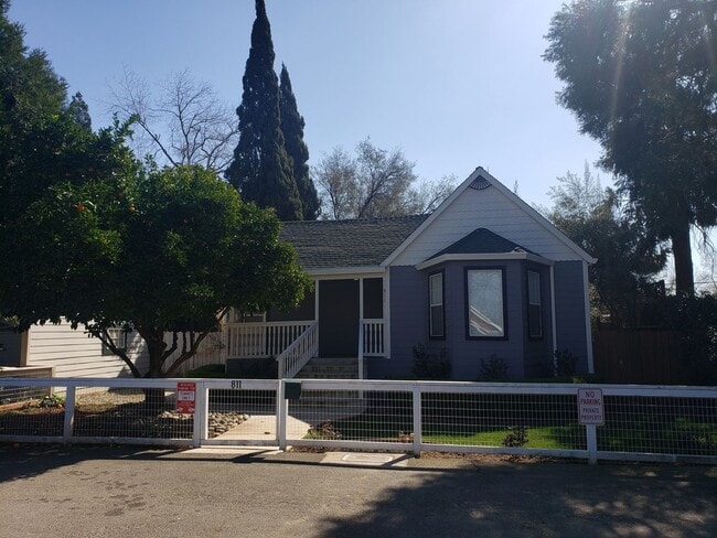 811 Mormon St in Folsom, CA - Building Photo - Building Photo