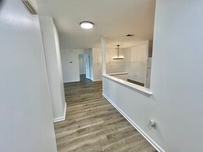 733 Cedar Ct in New Brunswick, NJ - Building Photo - Building Photo