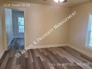 303 Short St in North Little Rock, AR - Building Photo - Building Photo