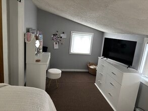 6 Forest Pl, Unit Rear in Fredonia, NY - Building Photo - Building Photo