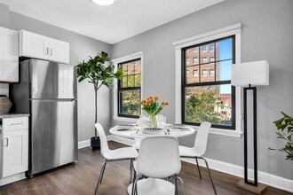 University East Apartments in Cleveland, OH - Building Photo - Building Photo