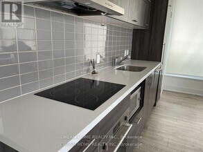 8081 Birchmount Rd in Markham, ON - Building Photo - Building Photo