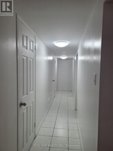 260 Taylor Mills Dr N in Richmond Hill, ON - Building Photo - Building Photo