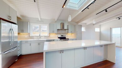 164 Highland Blvd in Kensington, CA - Building Photo - Building Photo