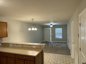 312 Morris St in Stanley, NC - Building Photo - Building Photo