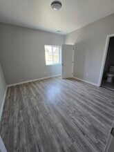 2212 S 1st Ave, Unit 2212 s 1st ave #2 - 3 bed in Union Gap, WA - Foto de edificio - Building Photo