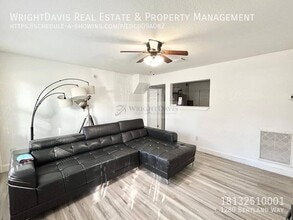 1280 Bertland Way in Clearwater, FL - Building Photo - Building Photo