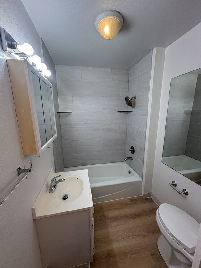 property at 2831 W 28th St