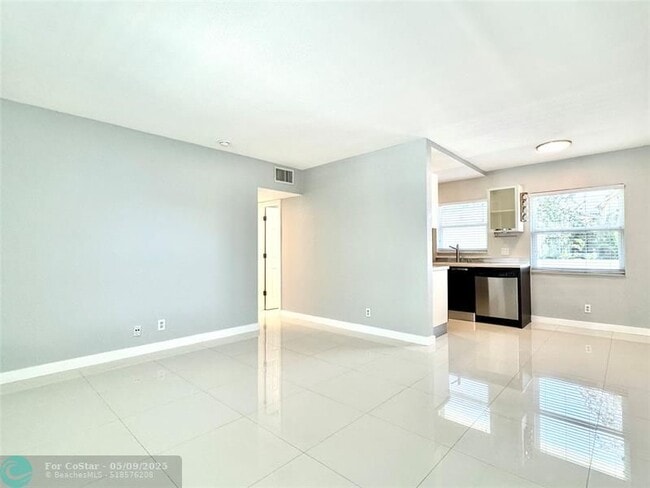 property at 416 NE 15th Ave