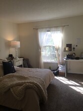 2527 HYDRAULIC Rd in Charlottesville, VA - Building Photo - Building Photo