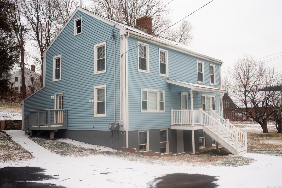 4 Elm St in Simsbury, CT - Building Photo