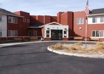 Heritage Court in Cheyenne, WY - Foto de edificio