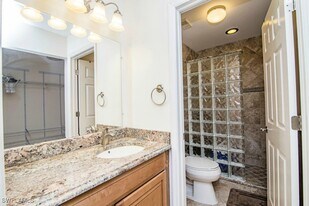 180 Furse Lakes Cir in Naples, FL - Building Photo