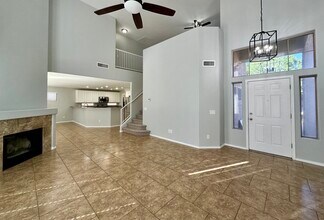 6757 W Firebird Dr in Glendale, AZ - Foto de edificio - Building Photo