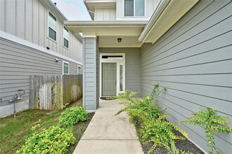 6401 Arbor Crest Ln in Austin, TX - Building Photo - Building Photo