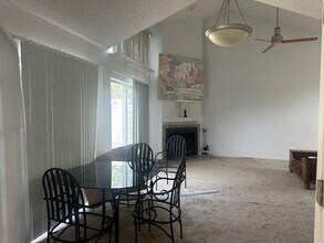 912 Canal St in Irving, TX - Building Photo - Building Photo