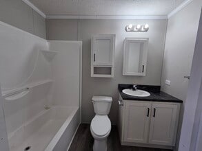 82 Nettie Ave in Lansing, MI - Building Photo - Building Photo