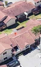 6024 NW 172nd Terrace in Hialeah, FL - Foto de edificio - Building Photo