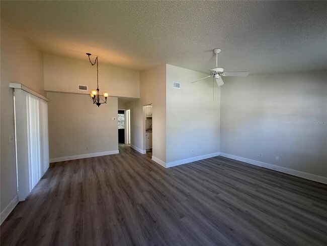 14 Birdie Dr in New Smyrna Beach, FL - Building Photo - Building Photo