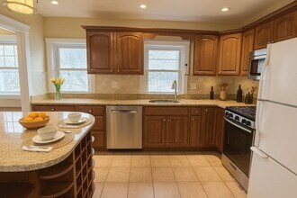 311 Waverley Ave in Watertown, MA - Building Photo - Building Photo