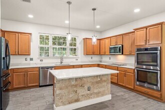 13701 Beckman Dr in Windermere, FL - Building Photo - Building Photo