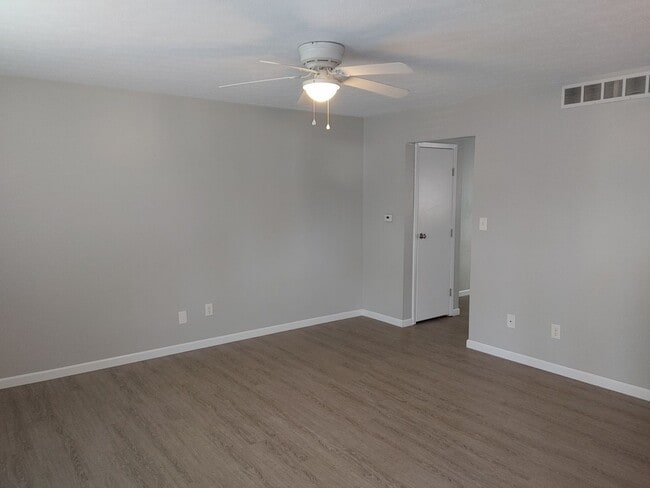 35 Campbell Dr in Parkersburg, WV - Building Photo - Building Photo