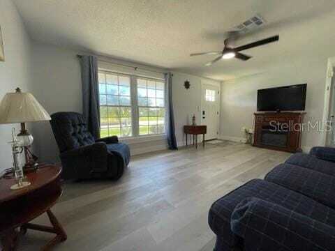 4357 Meager Cir in Port Charlotte, FL - Foto de edificio - Building Photo