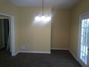 233 Ruby Ct in Carrollton, GA - Building Photo - Building Photo