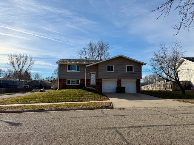 4141 Jacquelyn Dr in Lincoln, NE - Foto de edificio - Building Photo