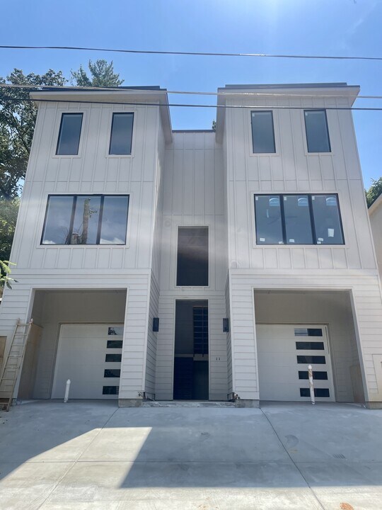 402 Thompson St in Chattanooga, TN - Building Photo