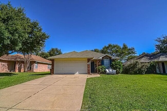 property at 2407 Antelope Ln