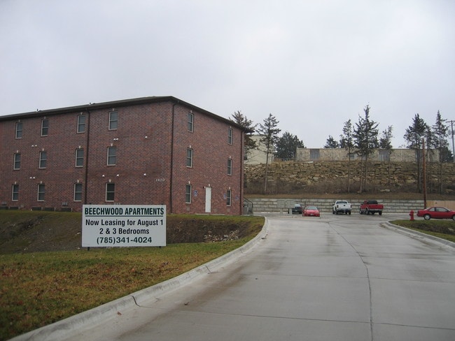 Landmark Apartments in Manhattan, KS - Building Photo - Building Photo