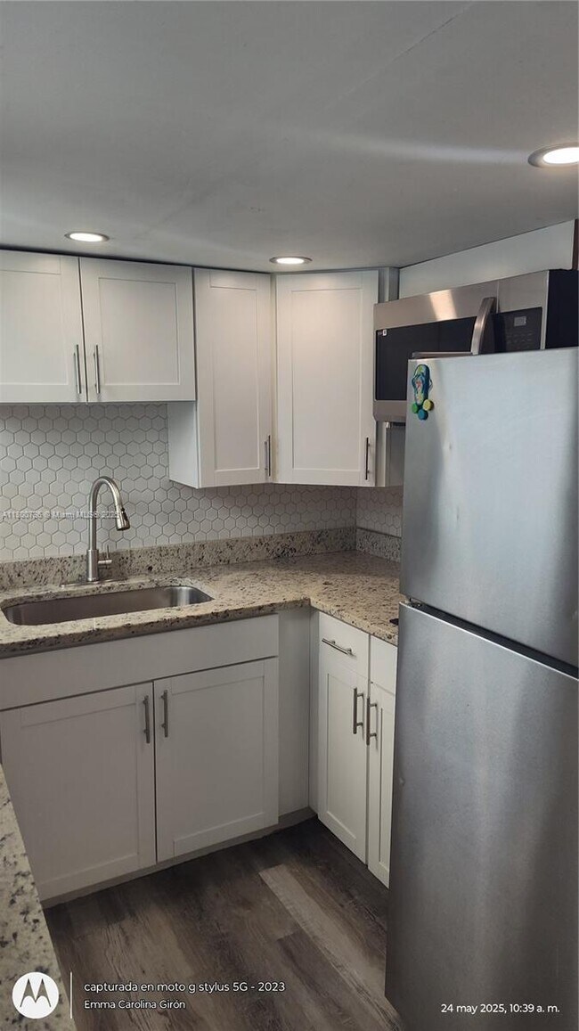 115 Walker Ave in Greenacres, FL - Building Photo - Building Photo
