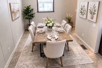 213 Lakeshore Cir in Oxford, MI - Building Photo - Building Photo