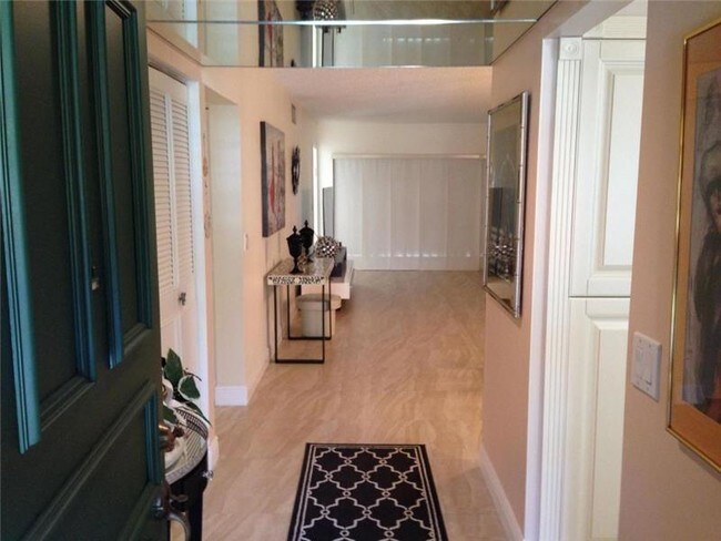 11282 Green Lake Dr-Unit -202 in Boynton Beach, FL - Building Photo - Building Photo